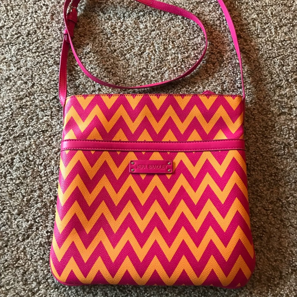 Vera Bradley Slim Hipster Ziggy Zags Chevron